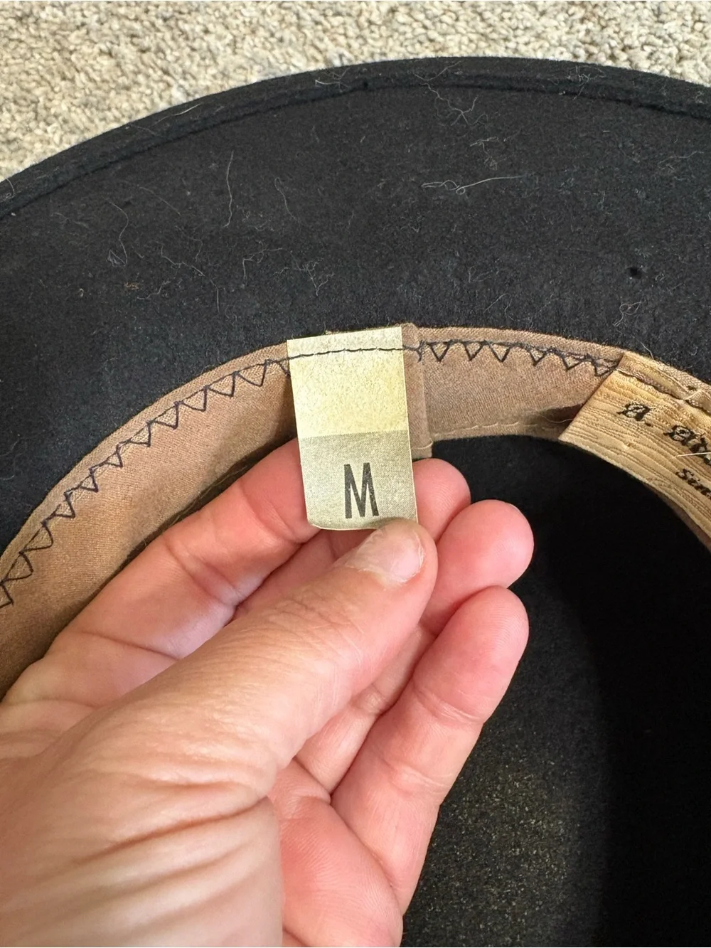 Vintage Black Velvet Fedora Upcycled - Picture 6 of 6